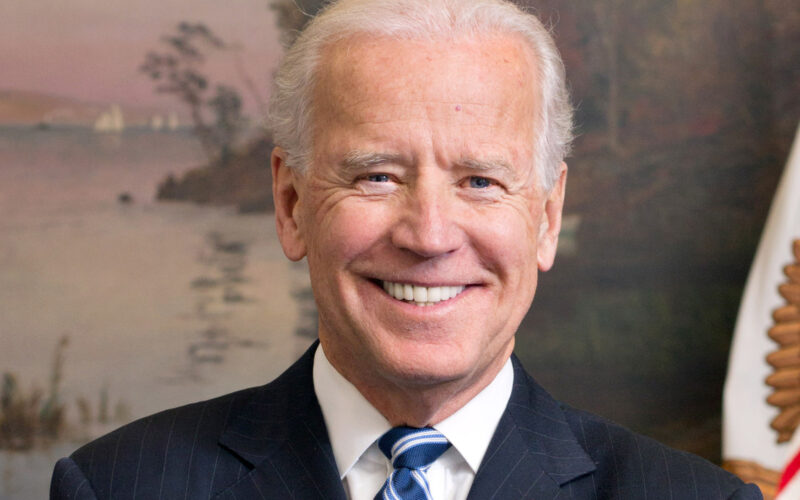 Joe Biden official portrait 2013 cropped