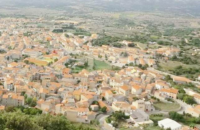 Panorama dell'abitato di Benetutti