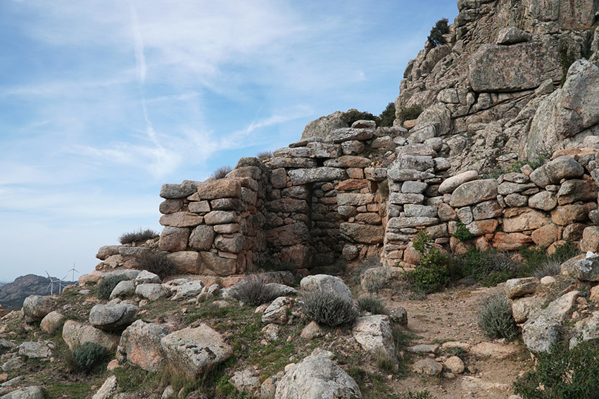 Archeoastronomia in Sardegna: Serra Orrios (Dorgali)