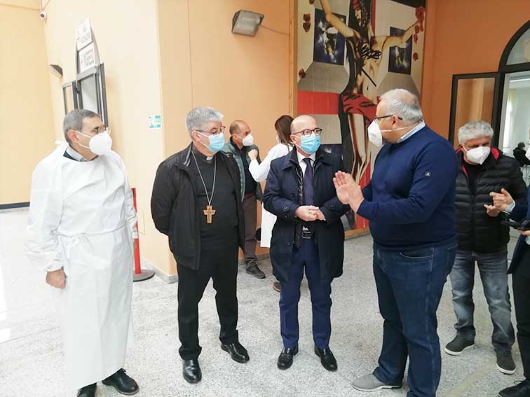 Inaugurato l'Hub vaccinale di Ozieri alla presenza dell'assessore Nieddu 2 Inaugurazione vaccinale 3