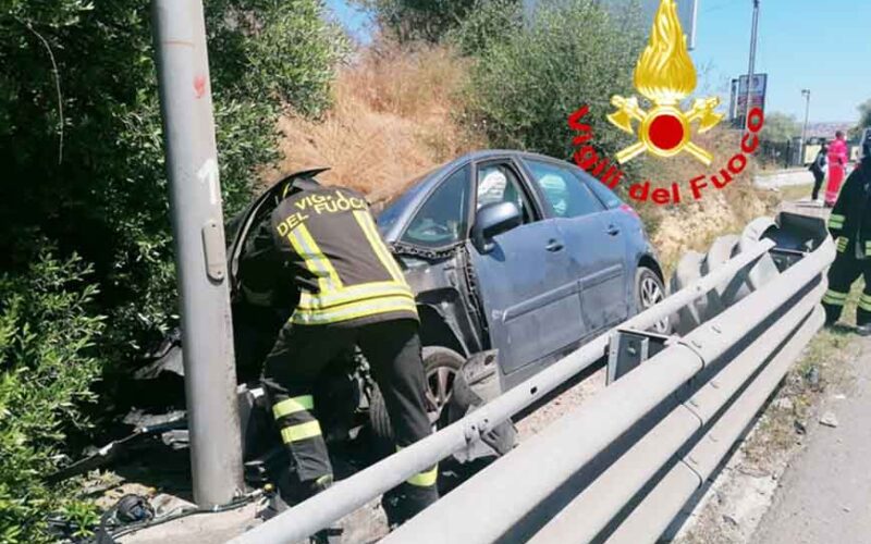 Incidente stradale a Sassari via Domenico Millelire