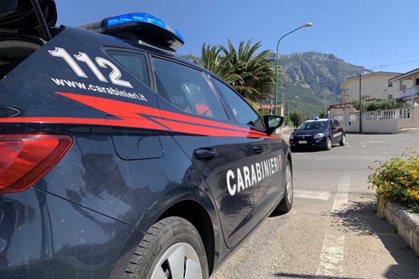 Carabinieri posto di blocco