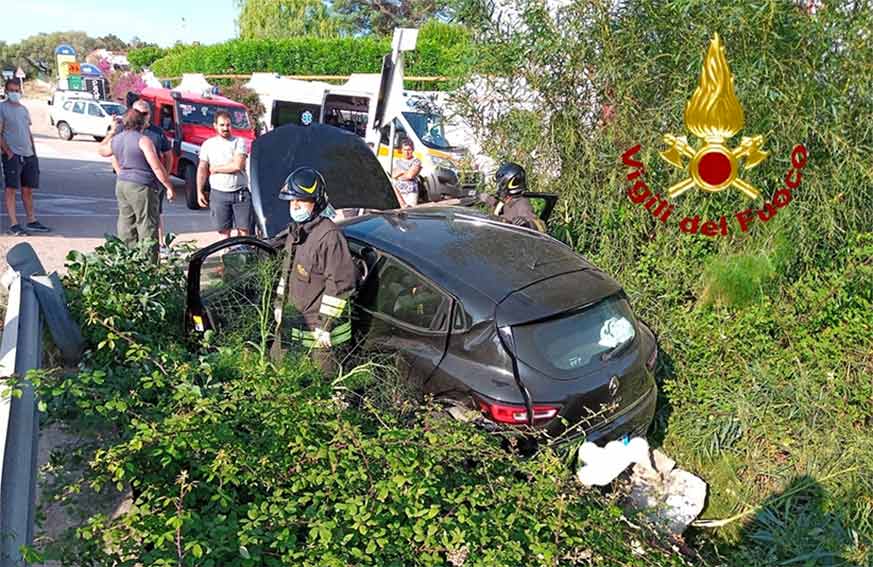 Incidente stradale a Cala Bitta: tre feriti 1 Incidente a Cala Bitta