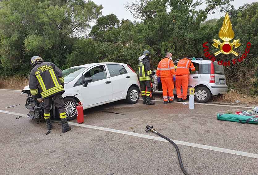 Incidente stradale a Cugnana, in un frontale coinvolte una Panda e una Punto: 2 feriti 2 Incidente stradale a Cugnana 2