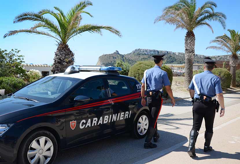 Carabinieri al Poetto Cagliari