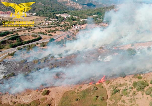 Incendio Nuoro STAZ. PRATO SARDO