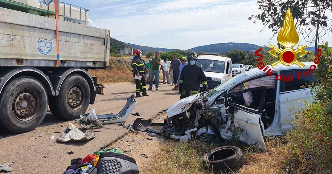 Incidente strada per Luogosanto