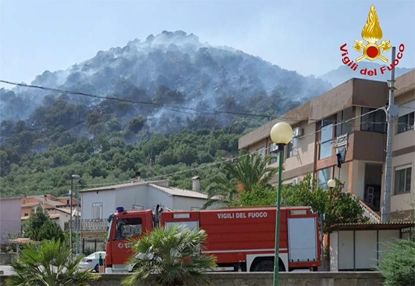 Vigili del fuoco a Bottidda