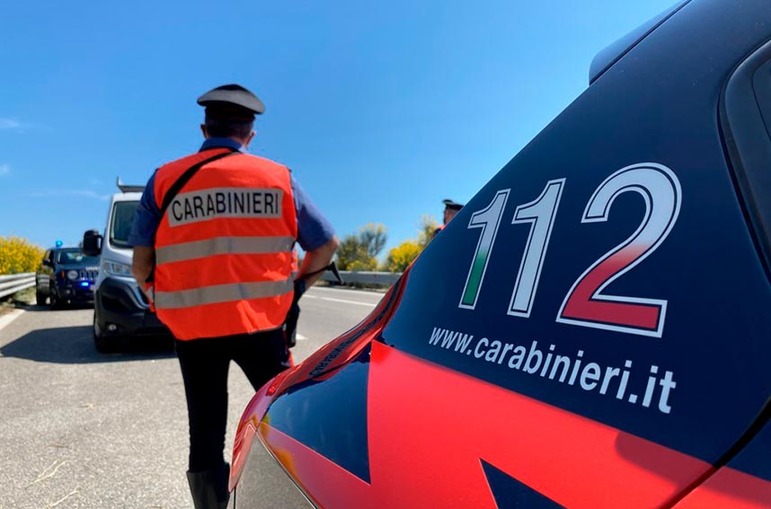 Carabinieri posto di blocco 1