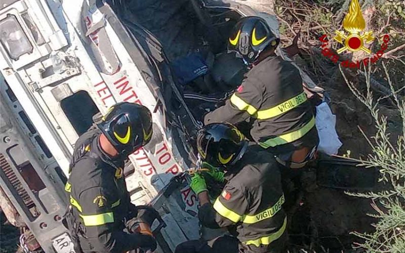 Incidente ossi camion autospurgo