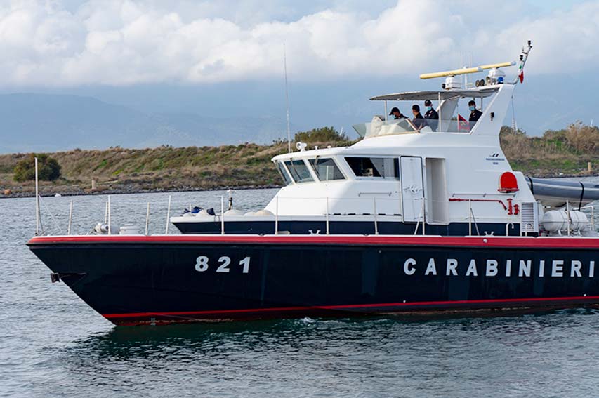 Ancora sbarchi di migrandi nel Sulcis, arrivate 17 persone a Chia 1 Migranti nel Sulcis Carabinieri