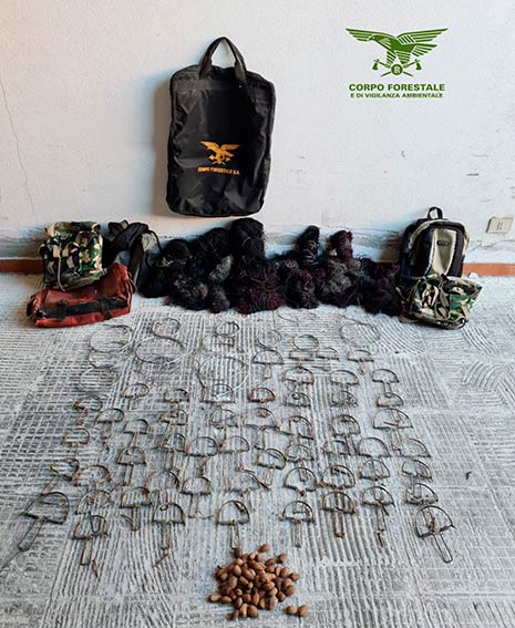 Trovano la Forestale invece che i cinghiali, 2 bracconieri denunciati a Villaputzu 2 Trappole Villaptzu bracconieri