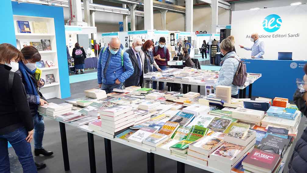 stand AES salon del libro Torino