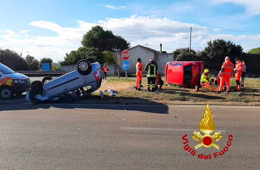 Porto Torres, incidente sulla 131 nel bivio per Sorso: 3 feriti all'ospedale 1 Incidente Bivio per Sorso Porto Torres