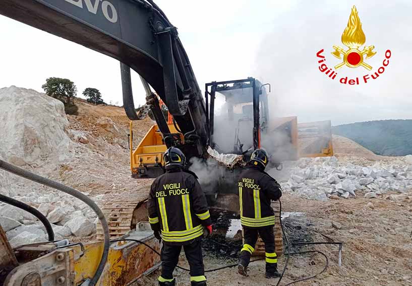 Attentato incendiario a Sarule Maffei