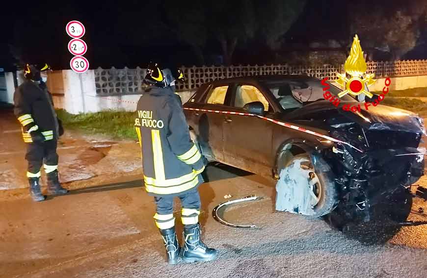 Auto contro furgone Quartu