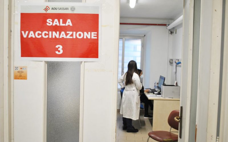 sala vaccinazioni Aou Sassari