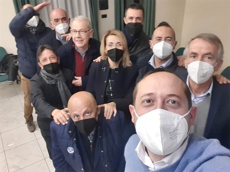 Giagoni, Manca e Puddinu riuniscono gli stati generali della Lega a Sassari: «Niente più sconti a Campus» 2 Riunione Lega Sassari Giagoni Manca e Puddinu
