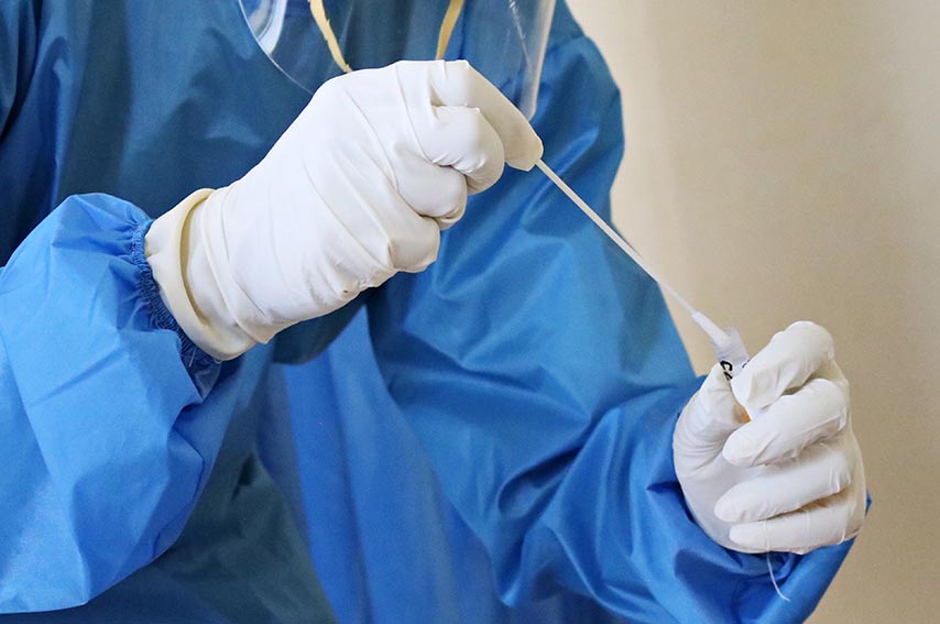 Covid, a Ozieri quasi 300 casi. Domani al via lo screening sulla popolazione scolastica 1 Tamponi Ozieri scuole