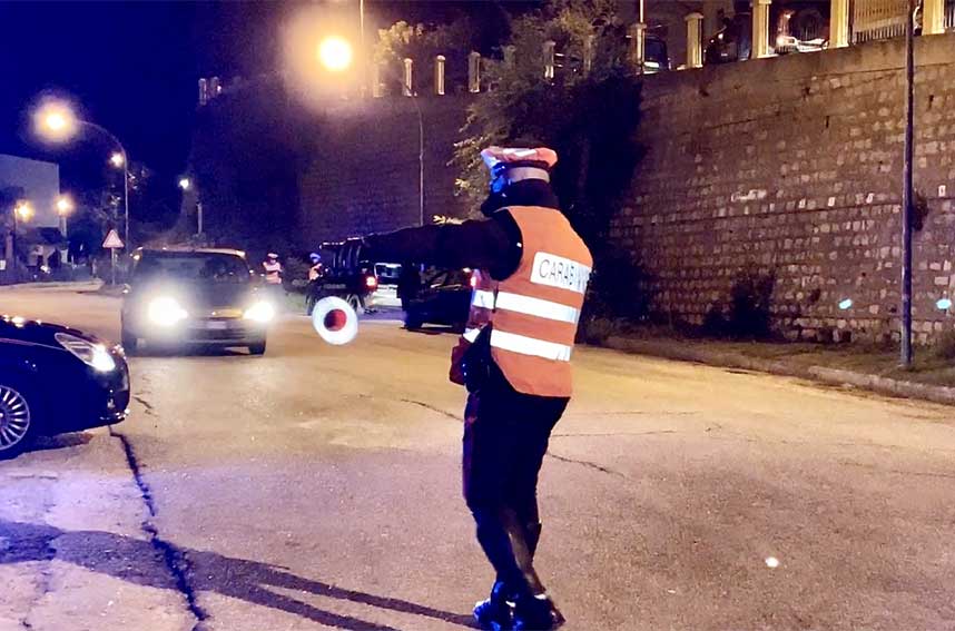 Ottana. Senza patente e ubriaco non si ferma all'alt dei Carabinieri: denunciato 1 15 feb nota stampa Cp Siniscola Ottana