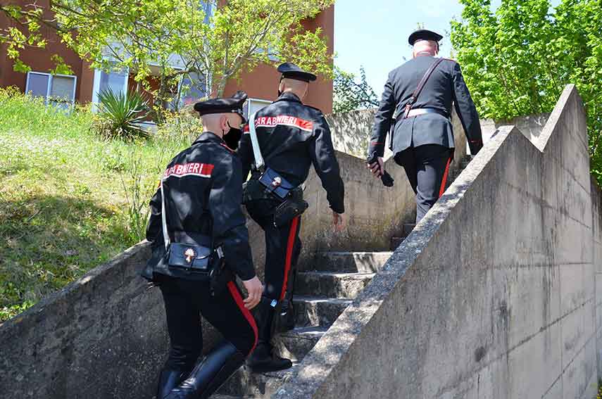 Villacidro, 46enne allontanato da casa per maltrattamenti in famiglia 1 Carabinieri 5