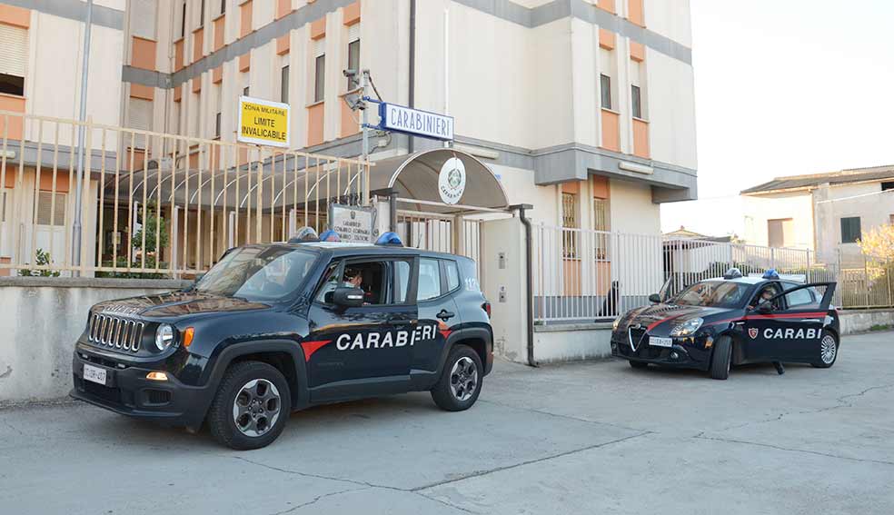 Villacidro: perseguita l'ex fidanzata, divieto di avvicinamento per un 18enne 1 Carabinieri Villacidro
