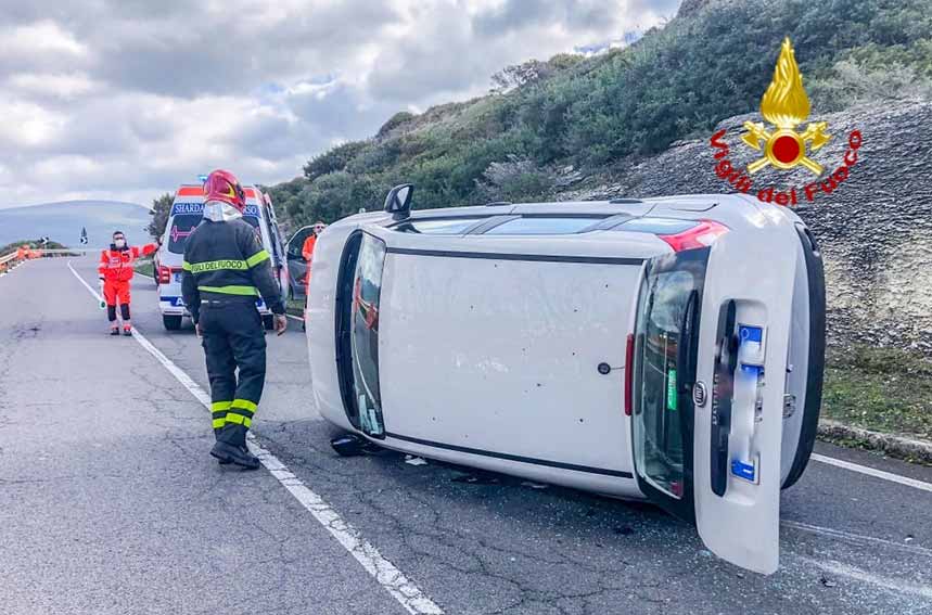 Cuglieri. Incidente a S’Archittu, auto si ribalta sulla statale 292 1 Incidente SArchittu Cuglieri