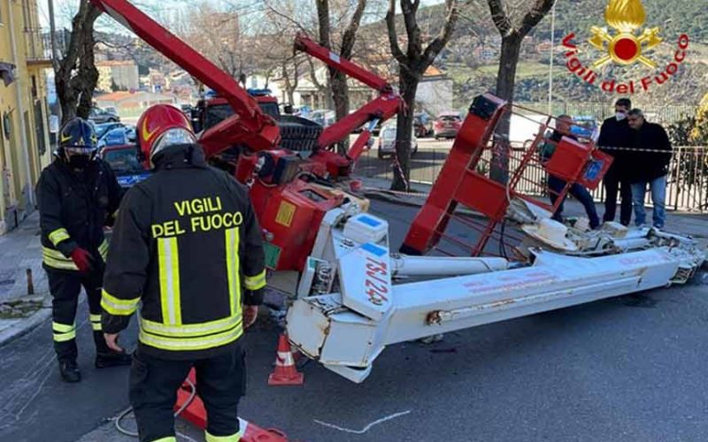 Incidente sul lavoro Nuoro via Malta