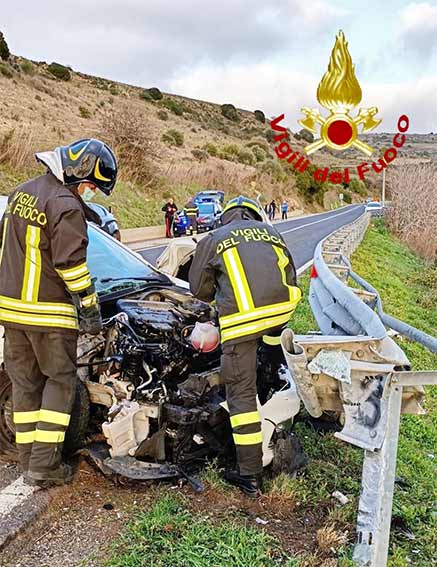 Incidente stradale sulla 131 bis tra Ittiri e Alghero: ferite due persone 2 Incidente sulla 131 bis Alghero Ittiri