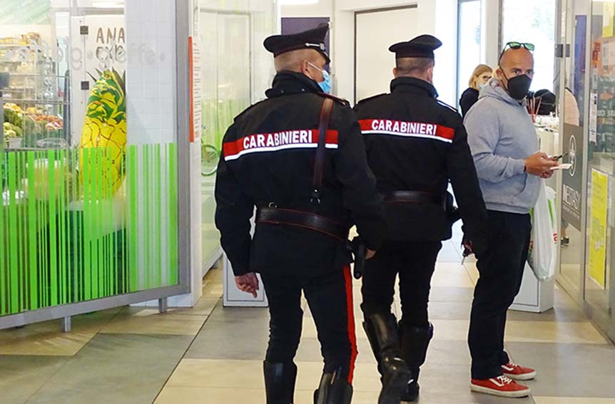 Muravera. Dietro al bancone del bar senza green pass, sanzionato il titolare 1 Carabinieri controllo green pass