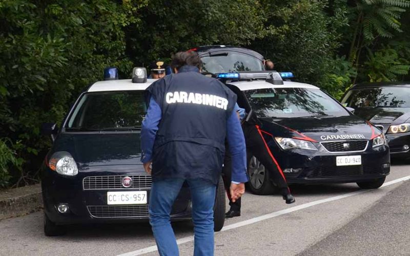 Carabinieri strada