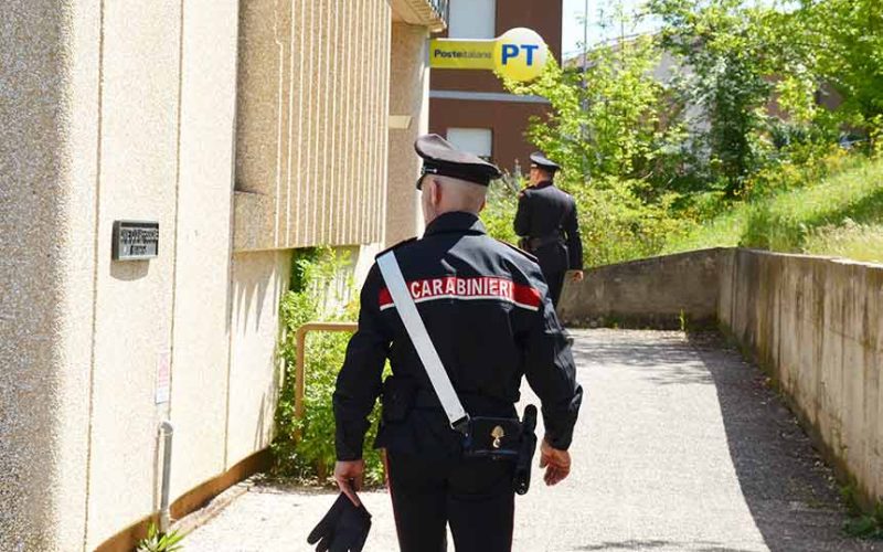 Carabinieri ufficio postale