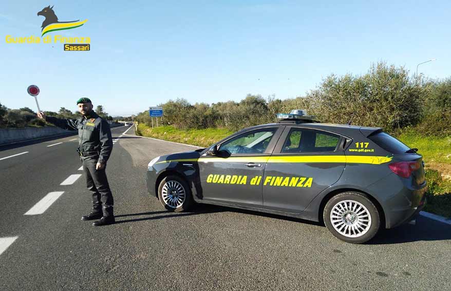 Sassari, falso cieco denunciato dalla Gdf: avrebbe incassato indebitamente 189mila euro 1 Guardia di Finanza Sassari