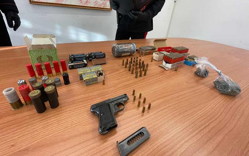 Pistola Alghero arresto 50enne
