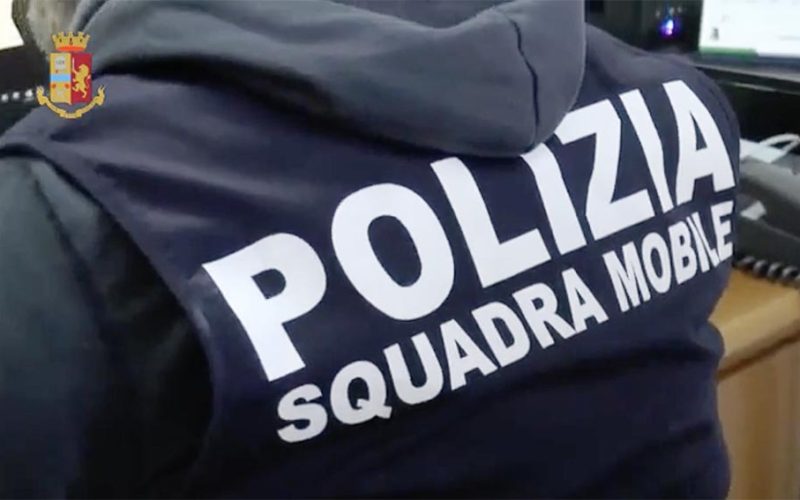 Polizia squadra mobile