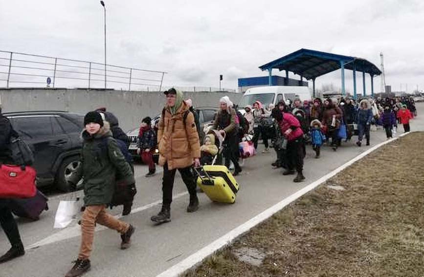 Ucraina, i volontari Anas Sardegna nel campo profughi di Hrebenne (Polonia): «Questa gente non cederà mai» 1 Profughi ucraini Dire