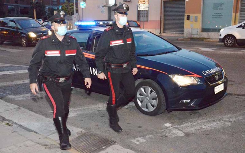 Carabinieri a piedi
