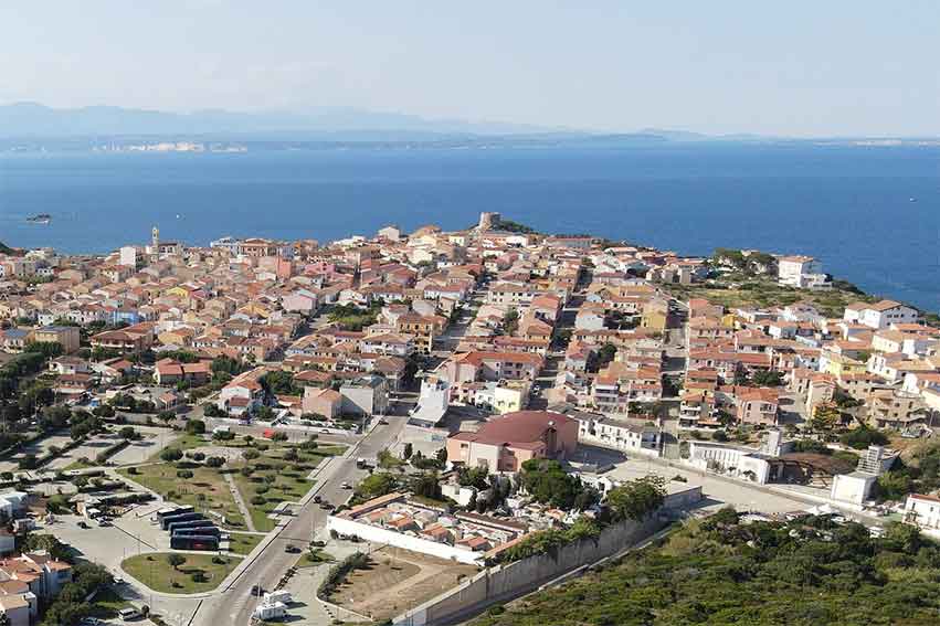 Santa Teresa Gallura, 87enne esce con l'auto e perde l'orientamento: lo ritrovano i Carabinieri 1 Santa Teresa Gallura