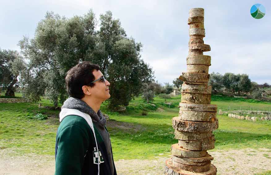 La creatività targata IED Cagliari anche al Land Art Festival di Monte Arci 2 𝗟𝗼𝗿𝗲𝗻𝘇𝗼 𝗙𝗶𝗻𝗼𝘁𝘁𝗼 sorride al 𝗧𝗼𝘁𝗲𝗺 𝗗𝗲𝗹𝘁𝗮 Ph. Emanuela Melon