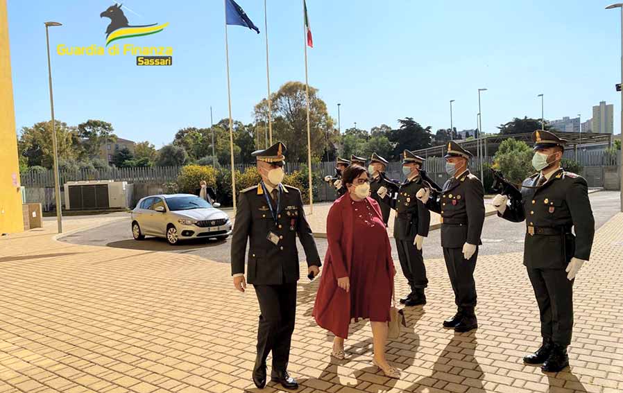 Sassari, il Prefetto in visita al Comando provinciale della Guardia di Finanza 1 Prefetto comando Guardia di finanza sassari