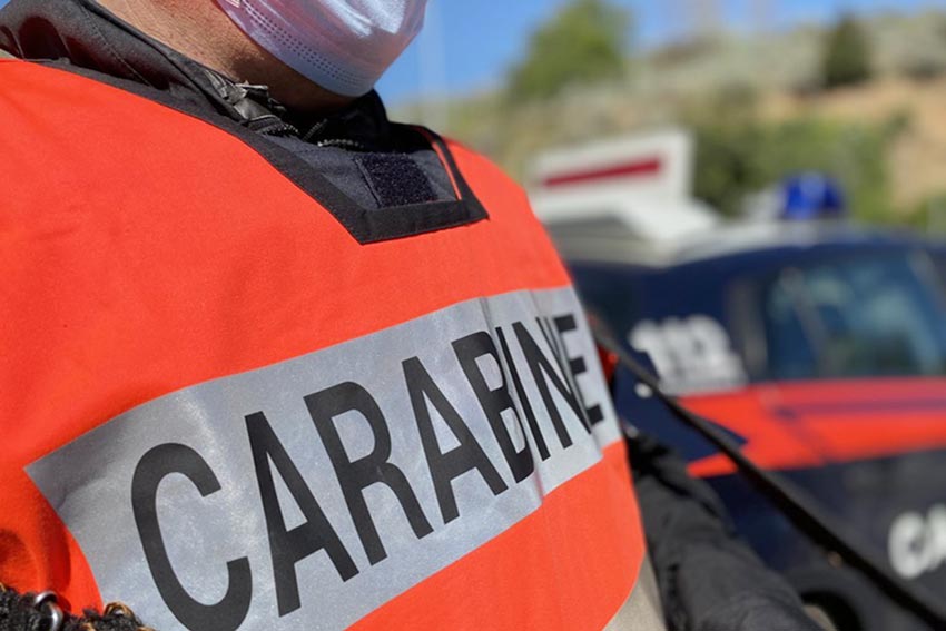 Carabinieri posto di blocco