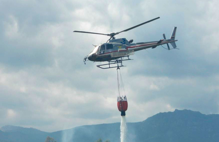 Elicottero incendi Corpo Forestale