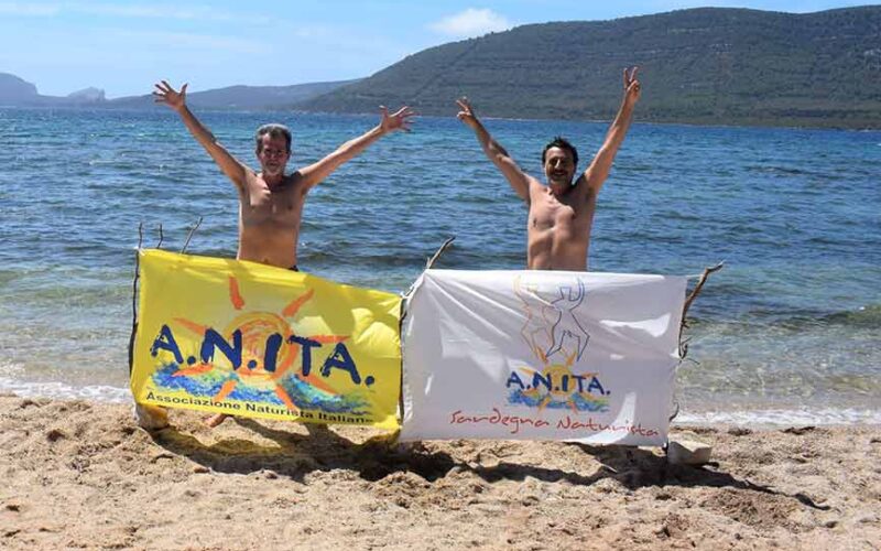 Spiaggia nudisti Alghero Baia delle Ninfe