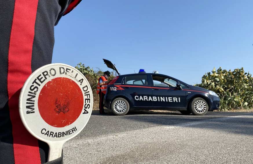 Carabinieri posto di blocco