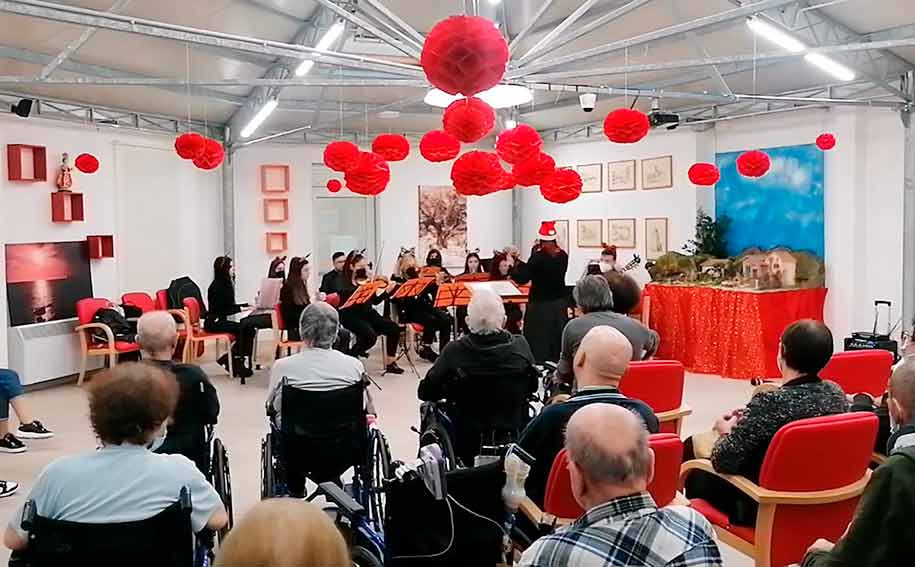 CONCERTO DI NATALE Centro riabilitazione Santa Maria Bambina Oristano