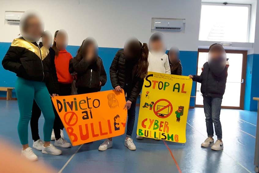 Arzana NU Carabinieri a scuola lezioni contro il bullismo 3