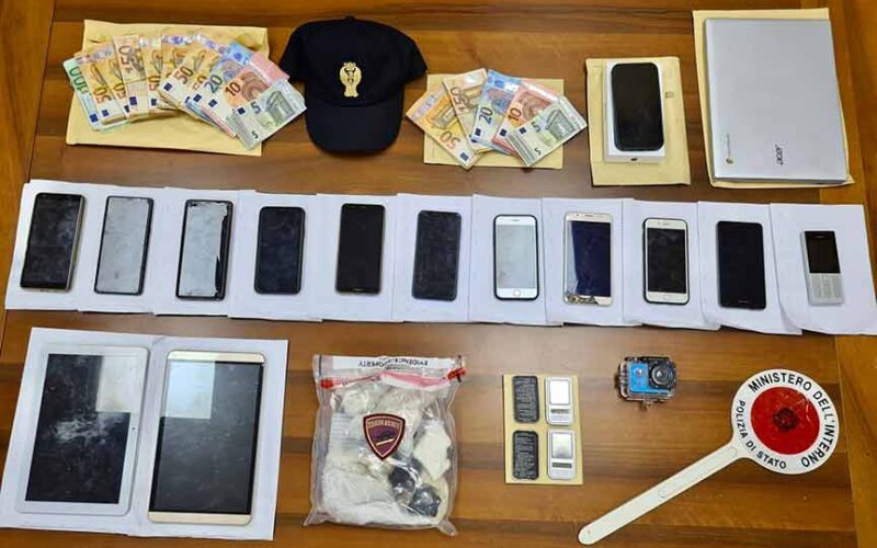 Arrestato 27enne Sassari spaccio droga