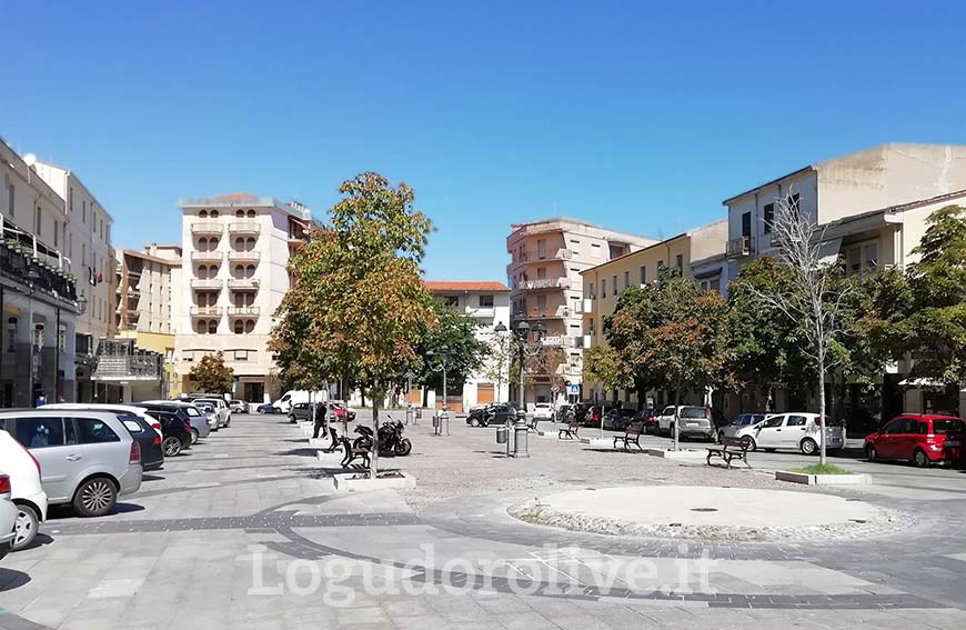 Ozieri piazza Garibaldi