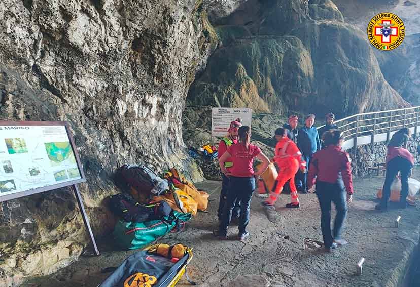 Cala Gonone soccorso speleologo