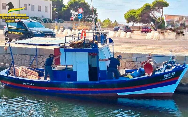 Guardia di Finanza Cagliari arresto scafisti